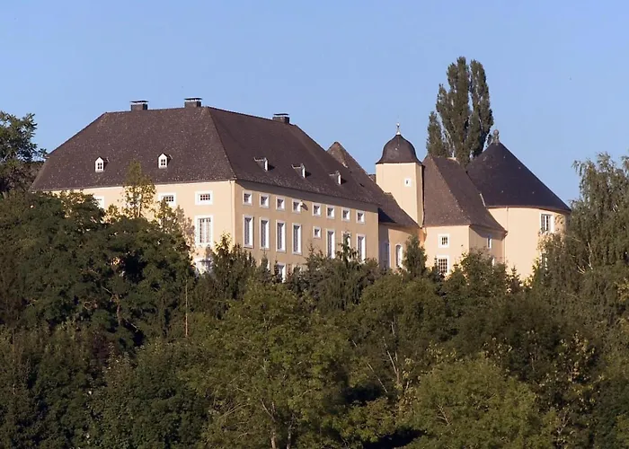 Schloss Thorn بيت ضيافة Palzem